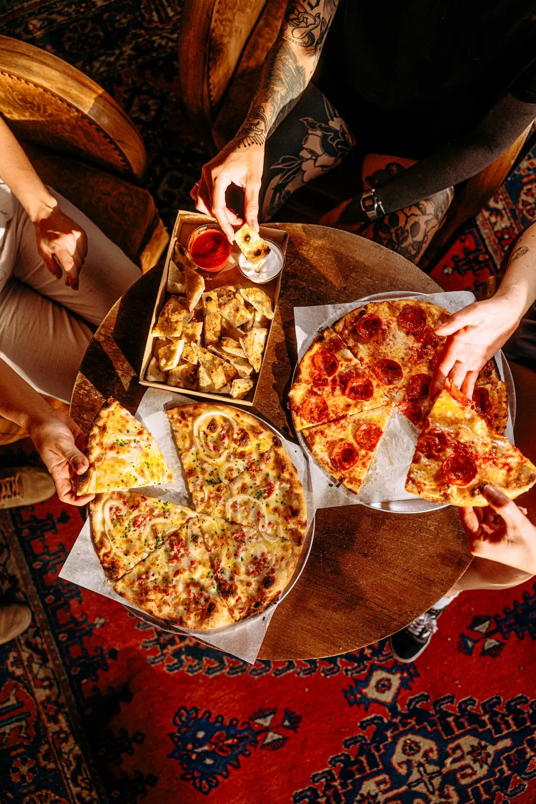 Közös pizzázás