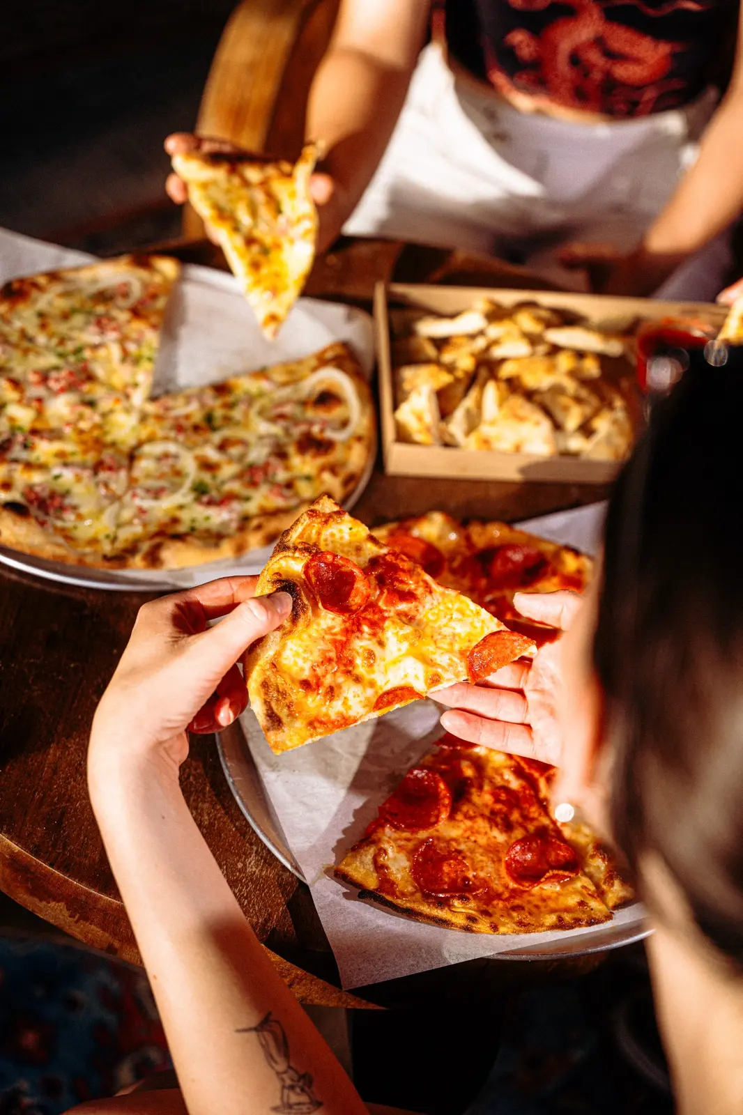 Közös pizzázás a Dürer Kertben