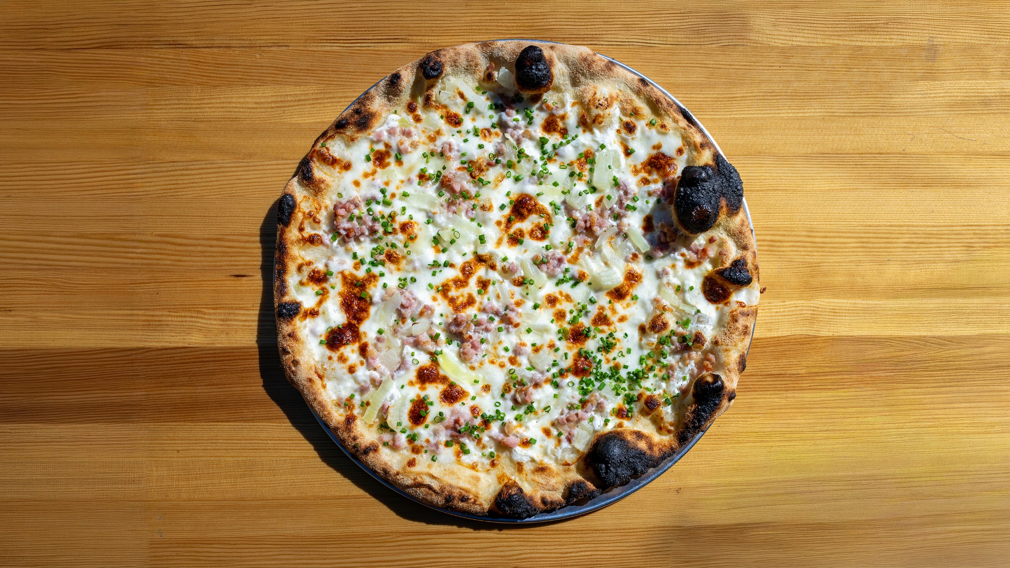 Szalonnás pizza részlet